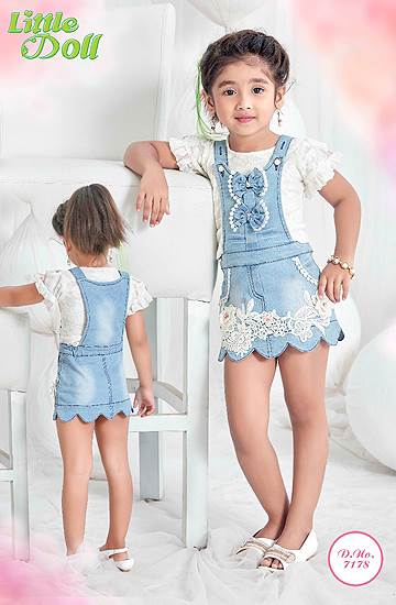 Little hot sale doll clothes